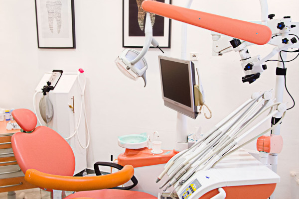 Clinica Uśmiechu Jakub Ligarski