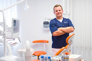 lek. dent. Jakub Ligarski