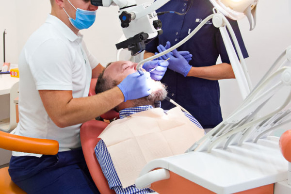 Clinica Uśmiechu Jakub Ligarski