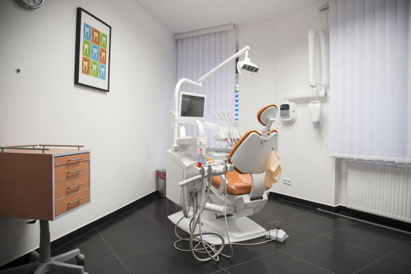 Clinica Uśmiechu Jakub Ligarski